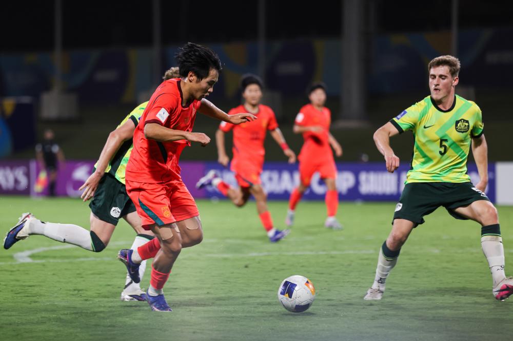 从天赋少年到道奇核心穆基贝茨如何以全能身手重塑现代棒球传奇
